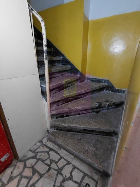 Basarabia spatiu comercial stradal